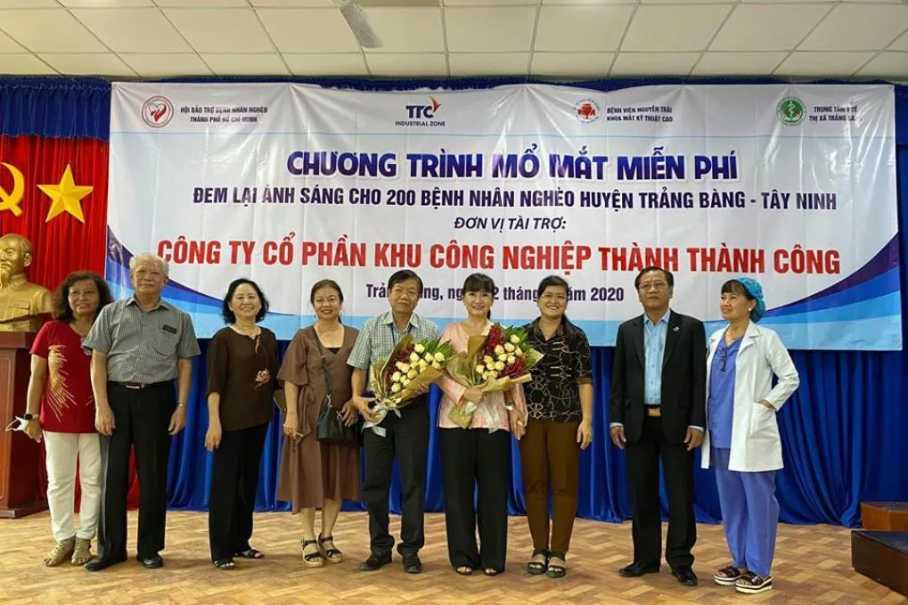 CHƯƠNG TRÌNH MỔ MẮT MIỄN PHÍ ĐEM LẠI ÁNH SÁNG CHO BỆNH NHÂN NGHÈO