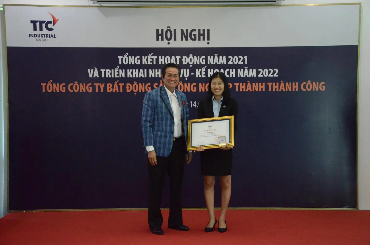 TỔNG CÔNG TY BĐS CÔNG NGHIỆP THÀNH THÀNH CÔNG TỔ CHỨC HỘI NGHỊ TỔNG KẾT HOẠT ĐỘNG NĂM 2021 VÀ TRIỂN KHAI NHIỆM VỤ - KẾ HOẠCH NĂM 2022 - Công Ty CP Khu Công Nghiệp Thành Thành Công (TTC IZ) TỔNG CÔNG TY BĐS CÔNG NGHIỆP THÀNH THÀNH CÔNG TỔ CHỨC HỘI NGHỊ TỔNG KẾT HOẠT ĐỘNG NĂM 2021 VÀ TRIỂN KHAI NHIỆM VỤ - KẾ HOẠCH NĂM 2022 - Công Ty CP Khu Công Nghiệp Thành Thành Công (TTC IZ)