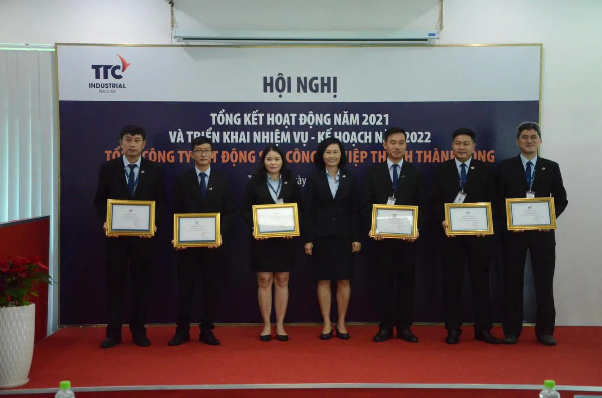 TỔNG CÔNG TY BĐS CÔNG NGHIỆP THÀNH THÀNH CÔNG TỔ CHỨC HỘI NGHỊ TỔNG KẾT HOẠT ĐỘNG NĂM 2021 VÀ TRIỂN KHAI NHIỆM VỤ - KẾ HOẠCH NĂM 2022 - Công Ty CP Khu Công Nghiệp Thành Thành Công (TTC IZ) TỔNG CÔNG TY BĐS CÔNG NGHIỆP THÀNH THÀNH CÔNG TỔ CHỨC HỘI NGHỊ TỔNG KẾT HOẠT ĐỘNG NĂM 2021 VÀ TRIỂN KHAI NHIỆM VỤ - KẾ HOẠCH NĂM 2022 - Công Ty CP Khu Công Nghiệp Thành Thành Công (TTC IZ)