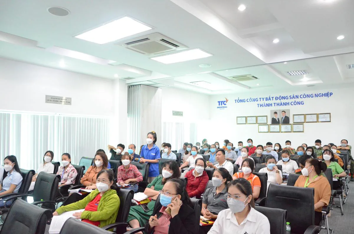 Tổng Công ty Bất động sản Công nghiệp Thành Thành Công đã phối hợp với Phòng Quản lý Xuất nhập cảnh Tỉnh Tây Ninh..... - Công Ty CP Khu Công Nghiệp Thành Thành Công (TTC IZ)