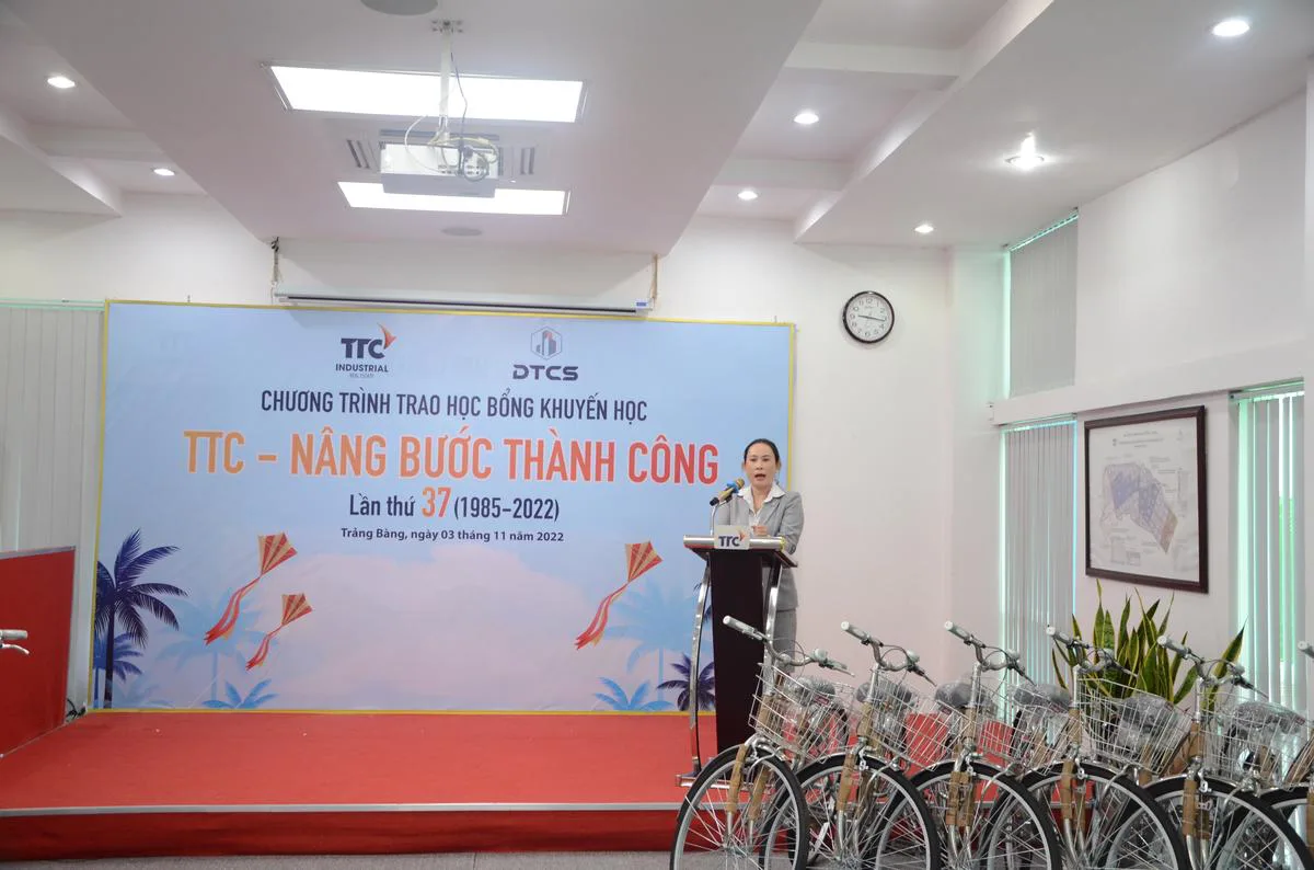Chương trình trao học bổng khuyến học “TTC - Nâng Bước Thành Công” lần thứ 37 (1985 – 2022) - Công Ty CP Khu Công Nghiệp Thành Thành Công (TTC IZ) Chương trình trao học bổng khuyến học “TTC - Nâng Bước Thành Công” lần thứ 37 (1985 – 2022) - Công Ty CP Khu Công Nghiệp Thành Thành Công (TTC IZ)