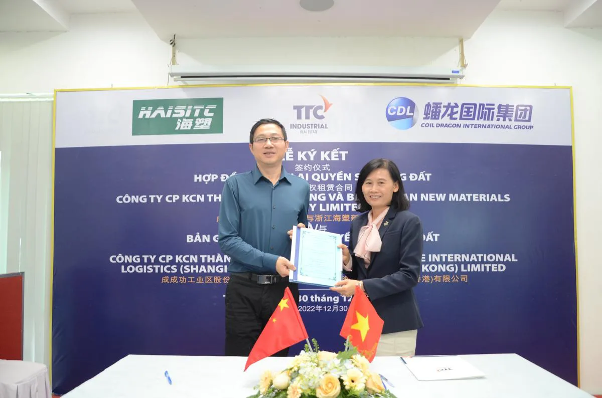 TTCIZ ký kết Hợp đồng và Biên bản ghi nhớ với Công ty Blue Ocean New Materials và CDL Mariwide International Logistics - Công Ty CP Khu Công Nghiệp Thành Thành Công (TTC IZ) TTCIZ ký kết Hợp đồng và Biên bản ghi nhớ với Công ty Blue Ocean New Materials và CDL Mariwide International Logistics - Công Ty CP Khu Công Nghiệp Thành Thành Công (TTC IZ)