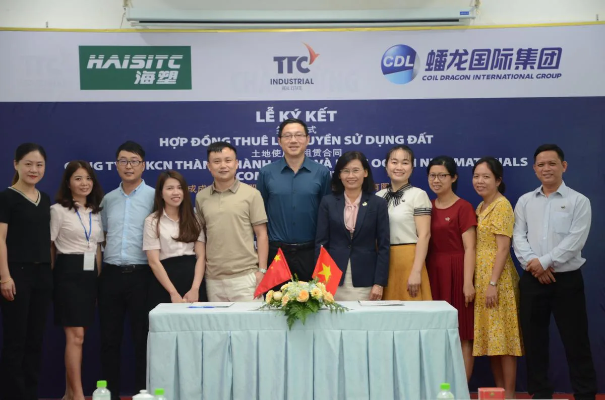 TTCIZ ký kết Hợp đồng và Biên bản ghi nhớ với Công ty Blue Ocean New Materials và CDL Mariwide International Logistics - Công Ty CP Khu Công Nghiệp Thành Thành Công (TTC IZ) TTCIZ ký kết Hợp đồng và Biên bản ghi nhớ với Công ty Blue Ocean New Materials và CDL Mariwide International Logistics - Công Ty CP Khu Công Nghiệp Thành Thành Công (TTC IZ)