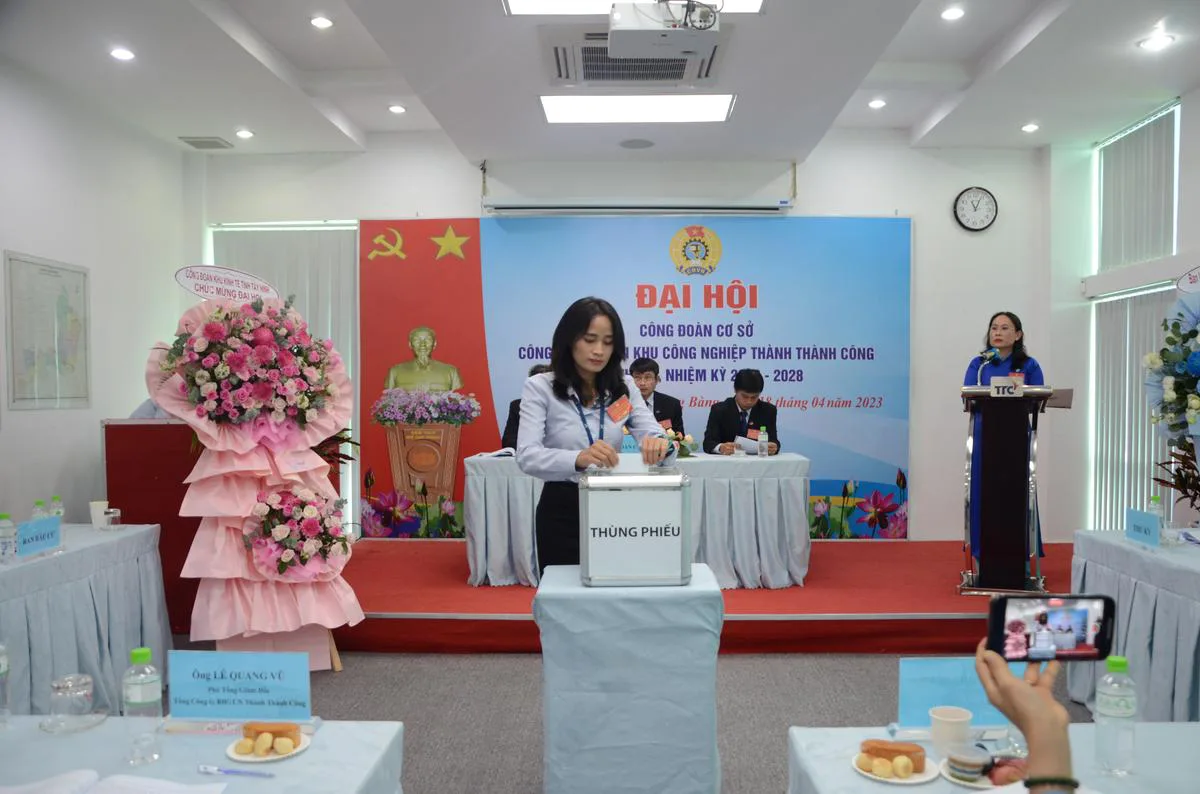Đại hội Công đoàn cơ sở Công ty Cổ phần Khu Công nghiệp Thành Thành Công lần III, nhiệm kỳ 2023 - 2028 - Công Ty CP Khu Công Nghiệp Thành Thành Công (TTC IZ)