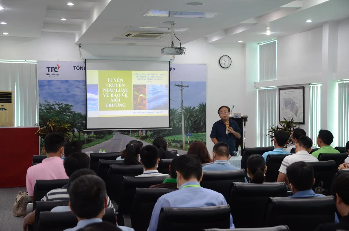 Tuyên truyền pháp luật về bảo vệ môi trường - Công Ty CP Khu Công Nghiệp Thành Thành Công (TTC IZ) Tuyên truyền pháp luật về bảo vệ môi trường - Công Ty CP Khu Công Nghiệp Thành Thành Công (TTC IZ)
