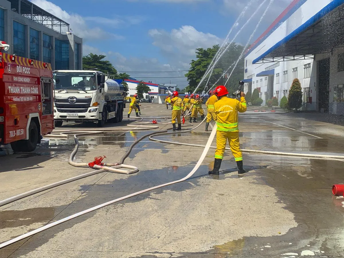 Diễn tập phương án chữa cháy, tìm kiếm cứu nạn, cứu hộ