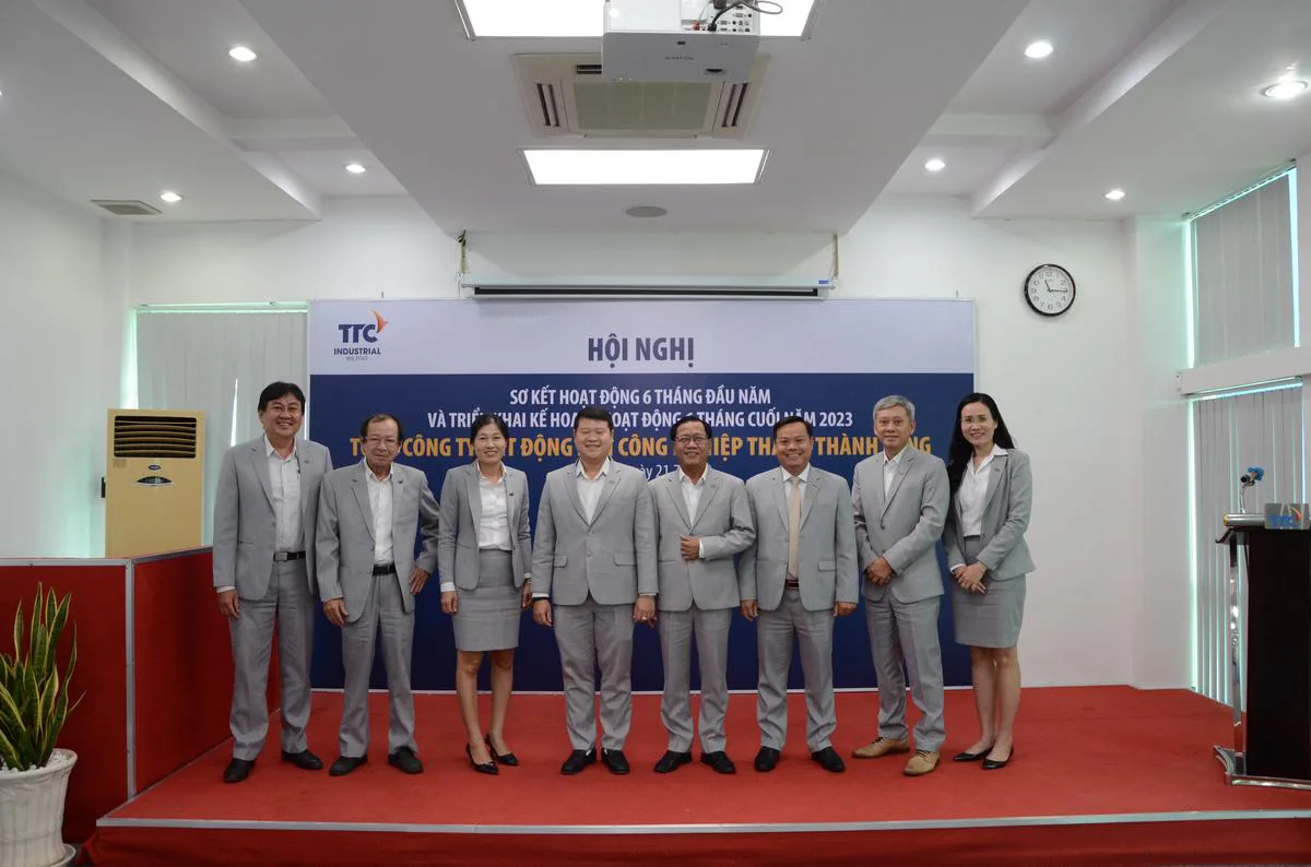 HỘI NGHỊ SƠ KẾT HOẠT ĐỘNG 6 THÁNG ĐẦU NĂM VÀ TRIỂN KHAI KẾ HOẠCH 6 THÁNG CUỐI NĂM 2023 CỦA TỔNG CÔNG TY BĐS CÔNG NGHIỆP THÀNH THÀNH CÔNG. - Công Ty CP Khu Công Nghiệp Thành Thành Công (TTC IZ)