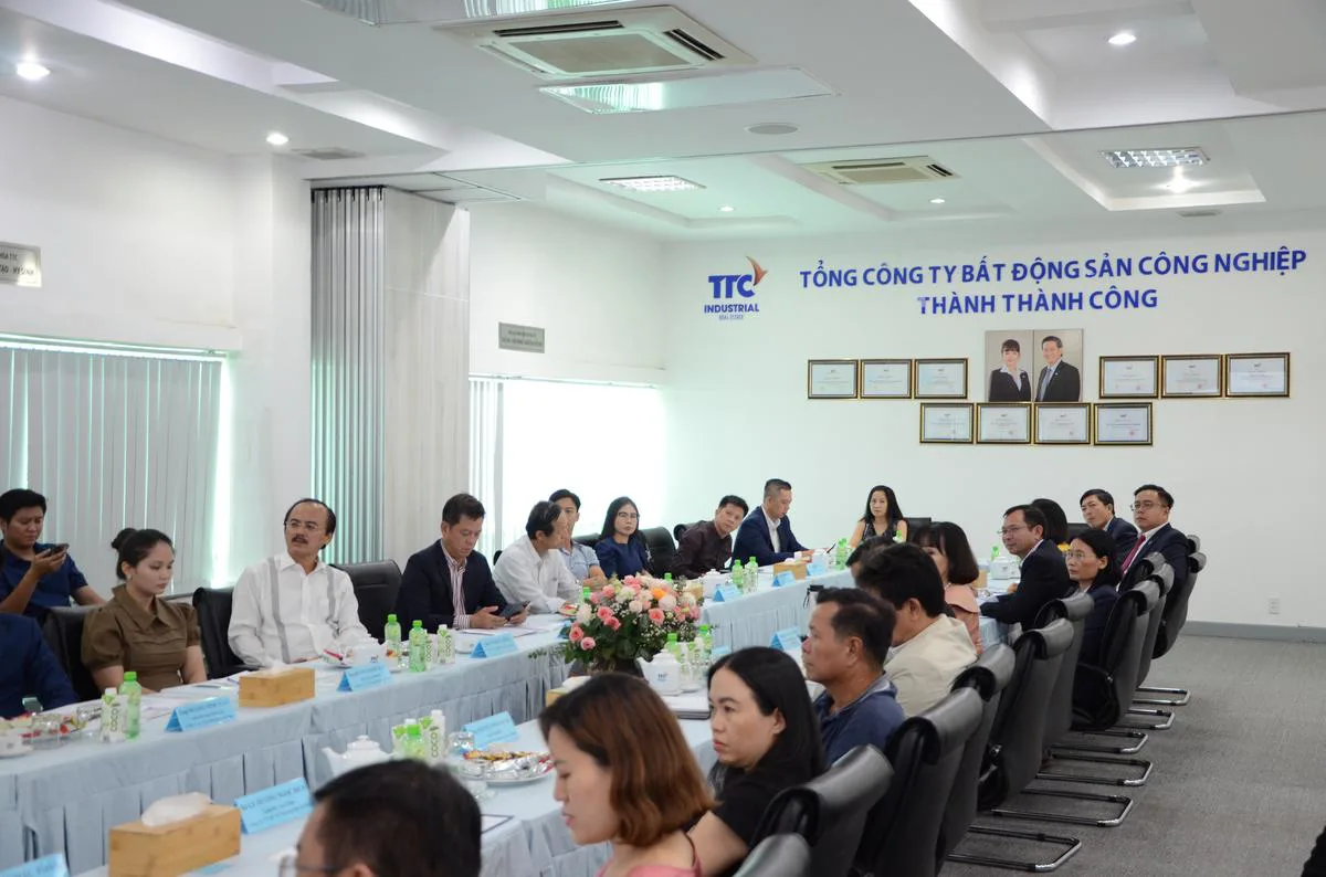 KẾT NỐI ĐẦU TƯ TẠI KHU CÔNG NGHIỆP THÀNH THÀNH CÔNG - Công Ty CP Khu Công Nghiệp Thành Thành Công (TTC IZ)