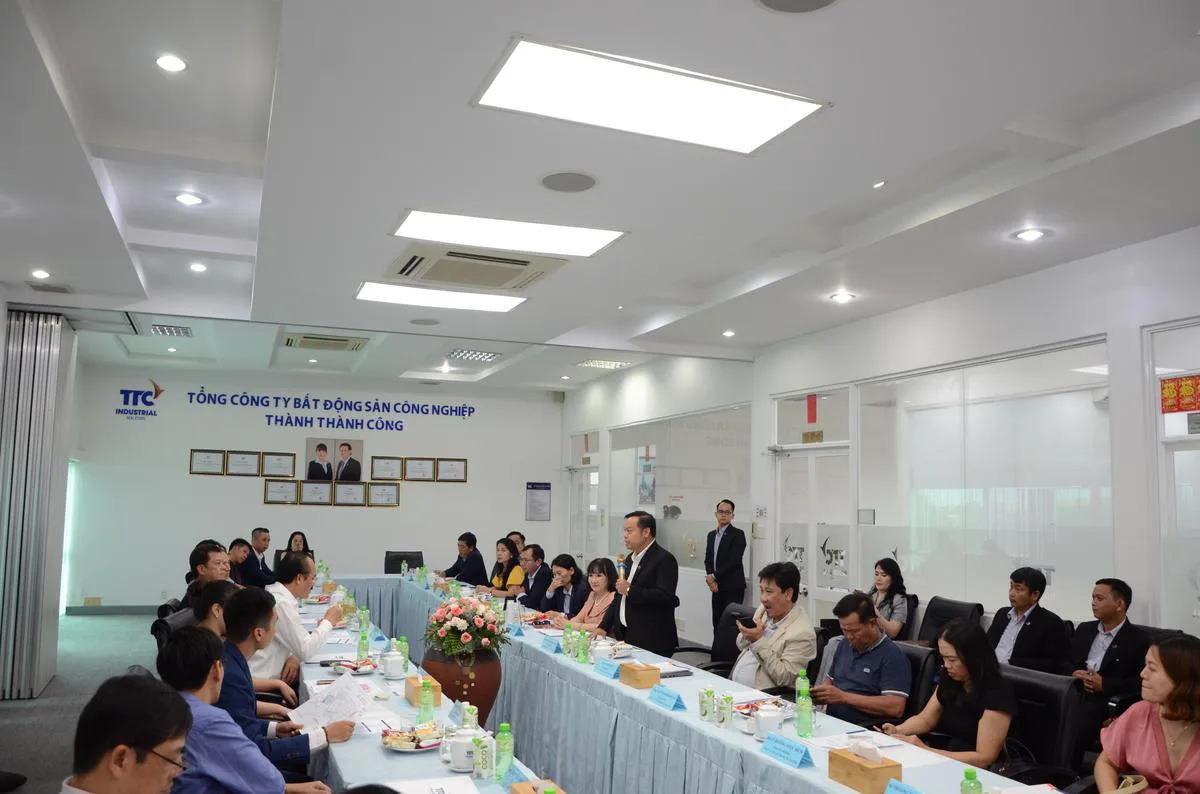 KẾT NỐI ĐẦU TƯ TẠI KHU CÔNG NGHIỆP THÀNH THÀNH CÔNG - Công Ty CP Khu Công Nghiệp Thành Thành Công (TTC IZ)