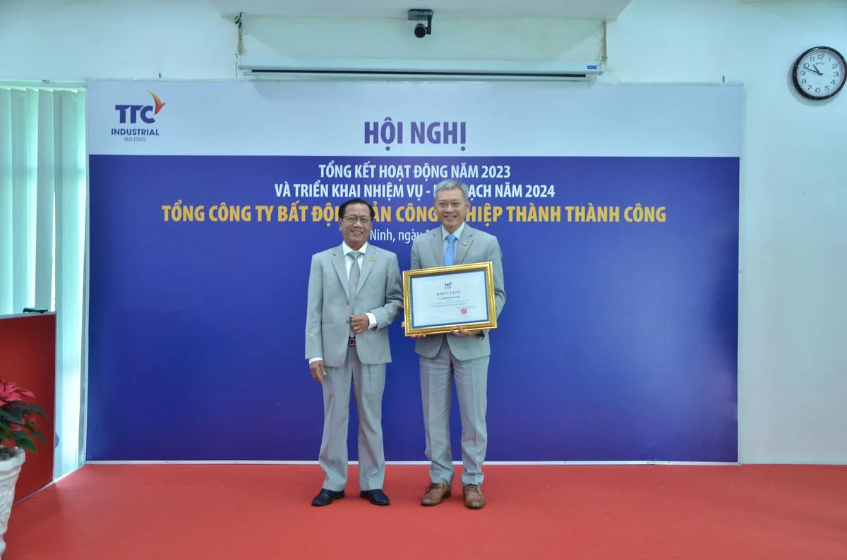 HỘI NGHỊ TỔNG KẾT TTC IR NĂM 2023 VÀ TRIỂN KHAI NHIỆM VỤ NĂM 2024 - Công Ty CP Khu Công Nghiệp Thành Thành Công (TTC IZ) HỘI NGHỊ TỔNG KẾT TTC IR NĂM 2023 VÀ TRIỂN KHAI NHIỆM VỤ NĂM 2024 - Công Ty CP Khu Công Nghiệp Thành Thành Công (TTC IZ)