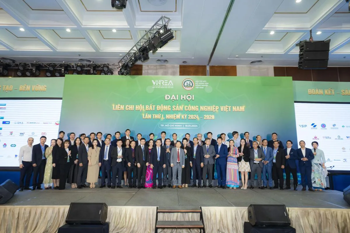 TTC IR chính thức gia nhập Liên chi hội Bất động sản Công nghiệp Việt Nam (VIREA) - Công Ty CP Khu Công Nghiệp Thành Thành Công (TTC IZ) TTC IR chính thức gia nhập Liên chi hội Bất động sản Công nghiệp Việt Nam (VIREA) - Công Ty CP Khu Công Nghiệp Thành Thành Công (TTC IZ)