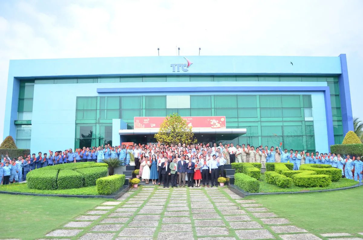 Mừng Tân niên - Xuân Giáp Thìn 2024 - Công Ty CP Khu Công Nghiệp Thành Thành Công (TTC IZ) Mừng Tân niên - Xuân Giáp Thìn 2024 - Công Ty CP Khu Công Nghiệp Thành Thành Công (TTC IZ)