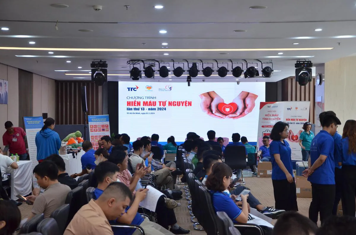 LAN TỎA HÀNH TRÌNH “NIỀM VUI TỪ LÒNG NHÂN ÁI” LẦN THỨ 13 - Công Ty CP Khu Công Nghiệp Thành Thành Công (TTC IZ)