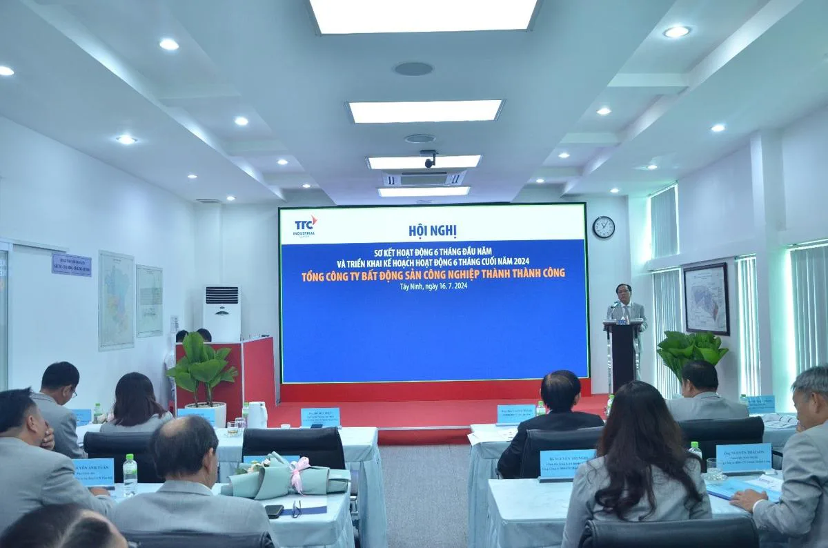 Hội nghị sơ kết TTC IR 2024: Kế hoạch doanh thu đạt 137% trong 6 tháng đầu năm. - Công Ty CP Khu Công Nghiệp Thành Thành Công (TTC IZ)