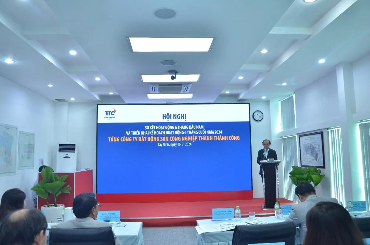 Hội nghị sơ kết TTC IR 2024: Kế hoạch doanh thu đạt 137% trong 6 tháng đầu năm. - Công Ty CP Khu Công Nghiệp Thành Thành Công (TTC IZ)