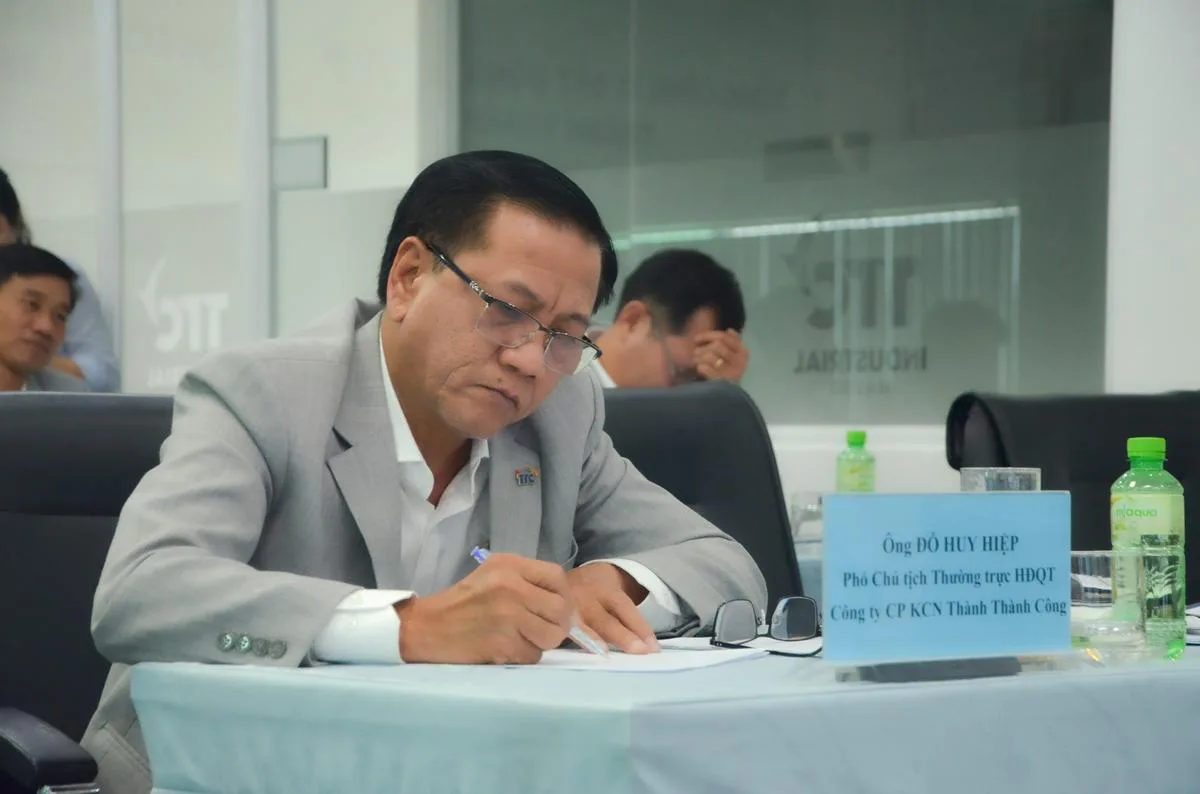 TTC IZ TỔ CHỨC WORKSHOP “ĐỊNH HƯỚNG KẾ HOẠCH HOẠT ĐỘNG NĂM 2025 VÀ TẦM NHÌN CHIẾN LƯỢC 2026-2030 CỦA CÔNG TY CỔ PHẦN KCN THÀNH THÀNH CÔNG” - Công Ty CP Khu Công Nghiệp Thành Thành Công (TTC IZ) TTC IZ TỔ CHỨC WORKSHOP “ĐỊNH HƯỚNG KẾ HOẠCH HOẠT ĐỘNG NĂM 2025 VÀ TẦM NHÌN CHIẾN LƯỢC 2026-2030 CỦA CÔNG TY CỔ PHẦN KCN THÀNH THÀNH CÔNG” - Công Ty CP Khu Công Nghiệp Thành Thành Công (TTC IZ)