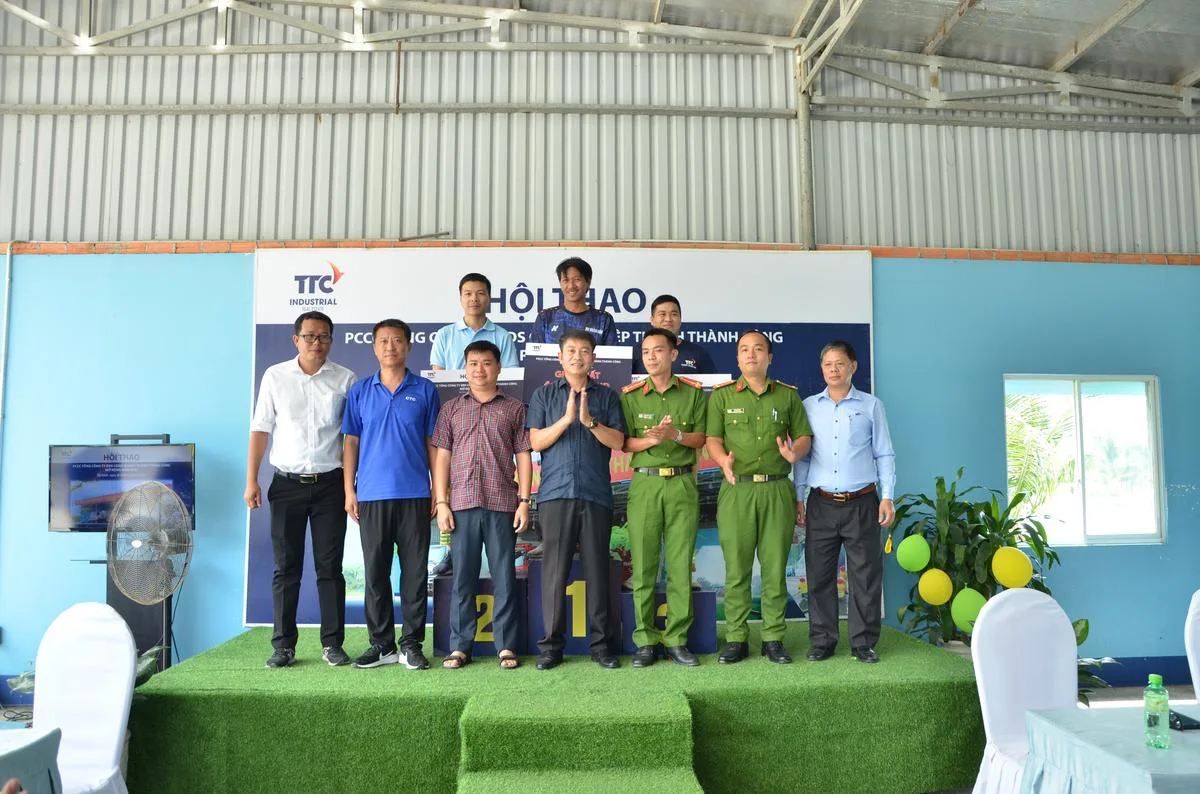 HỘI THAO PHÒNG CHÁY CHỮA CHÁY (PCCC) TỔNG CÔNG TY BẤT ĐỘNG SẢN CÔNG NGHIỆP THÀNH THÀNH CÔNG MỞ RỘNG NĂM 2024 - Công Ty CP Khu Công Nghiệp Thành Thành Công (TTC IZ) HỘI THAO PHÒNG CHÁY CHỮA CHÁY (PCCC) TỔNG CÔNG TY BẤT ĐỘNG SẢN CÔNG NGHIỆP THÀNH THÀNH CÔNG MỞ RỘNG NĂM 2024 - Công Ty CP Khu Công Nghiệp Thành Thành Công (TTC IZ)