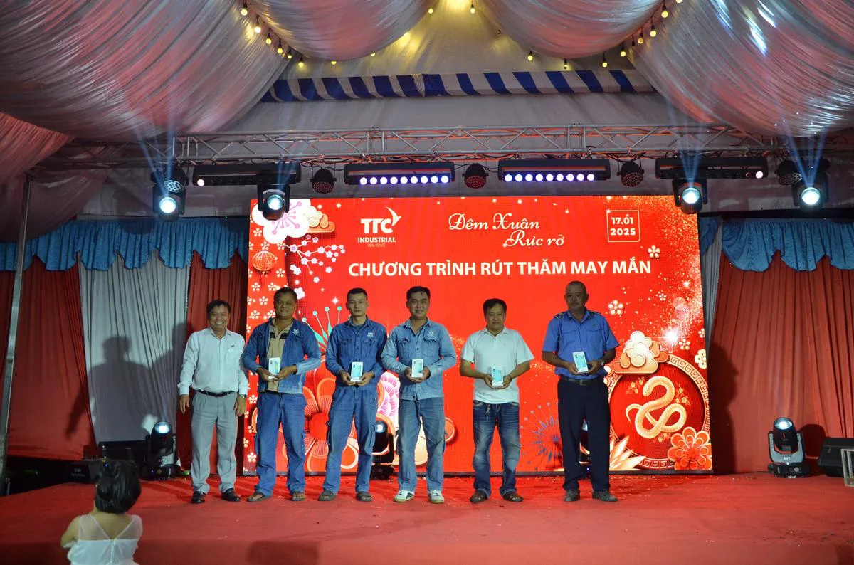 TTC IR TỔ CHỨC TIỆC TẤT NIÊN 2024 – RẠNG RỠ CHÀO XUÂN ẤT TỴ 2025 - Công Ty CP Khu Công Nghiệp Thành Thành Công (TTC IZ) TTC IR TỔ CHỨC TIỆC TẤT NIÊN 2024 – RẠNG RỠ CHÀO XUÂN ẤT TỴ 2025 - Công Ty CP Khu Công Nghiệp Thành Thành Công (TTC IZ)