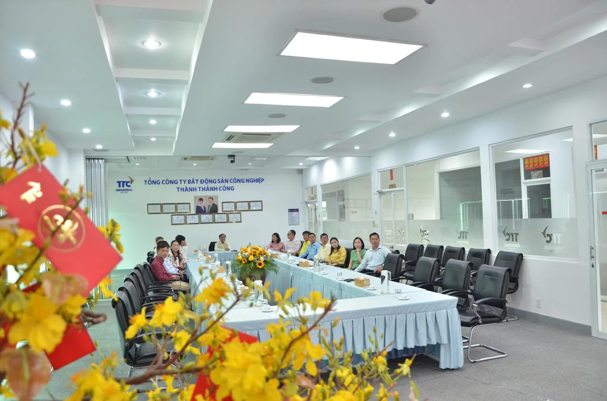 Tổng Công ty BĐS Công nghiệp Thành Thành Công (TTC IR) tổ chức chương trình “TÂN XUÂN HỌP MẶT – CHÚC NHAU NHƯ Ý” xuân Ất Tỵ 2025