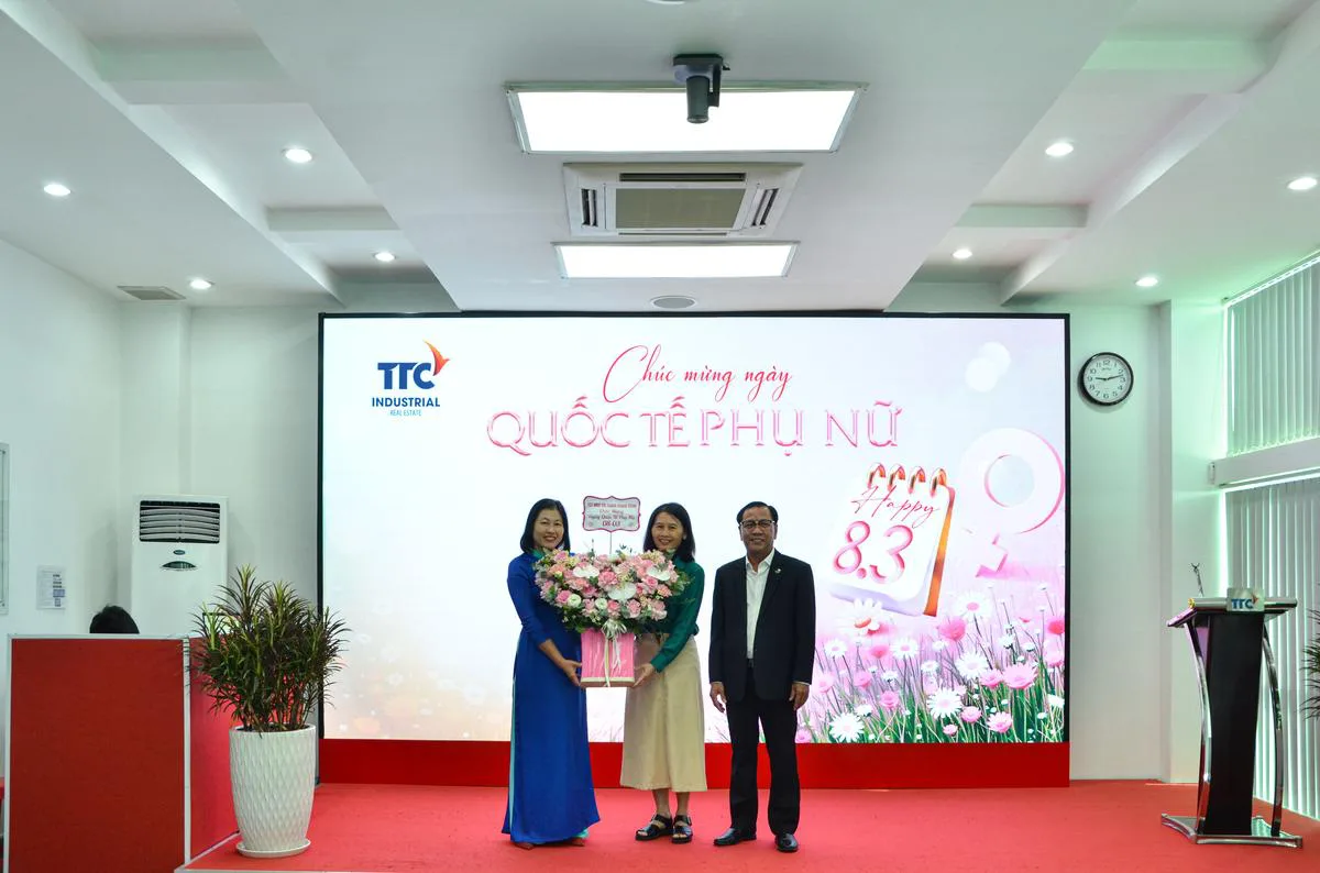 Công ty Cổ phần KCN Thành Thành Công (TTCIZ) đã diễn ra sự kiện chúc mừng ngày Quốc tế phụ nữ 8.3