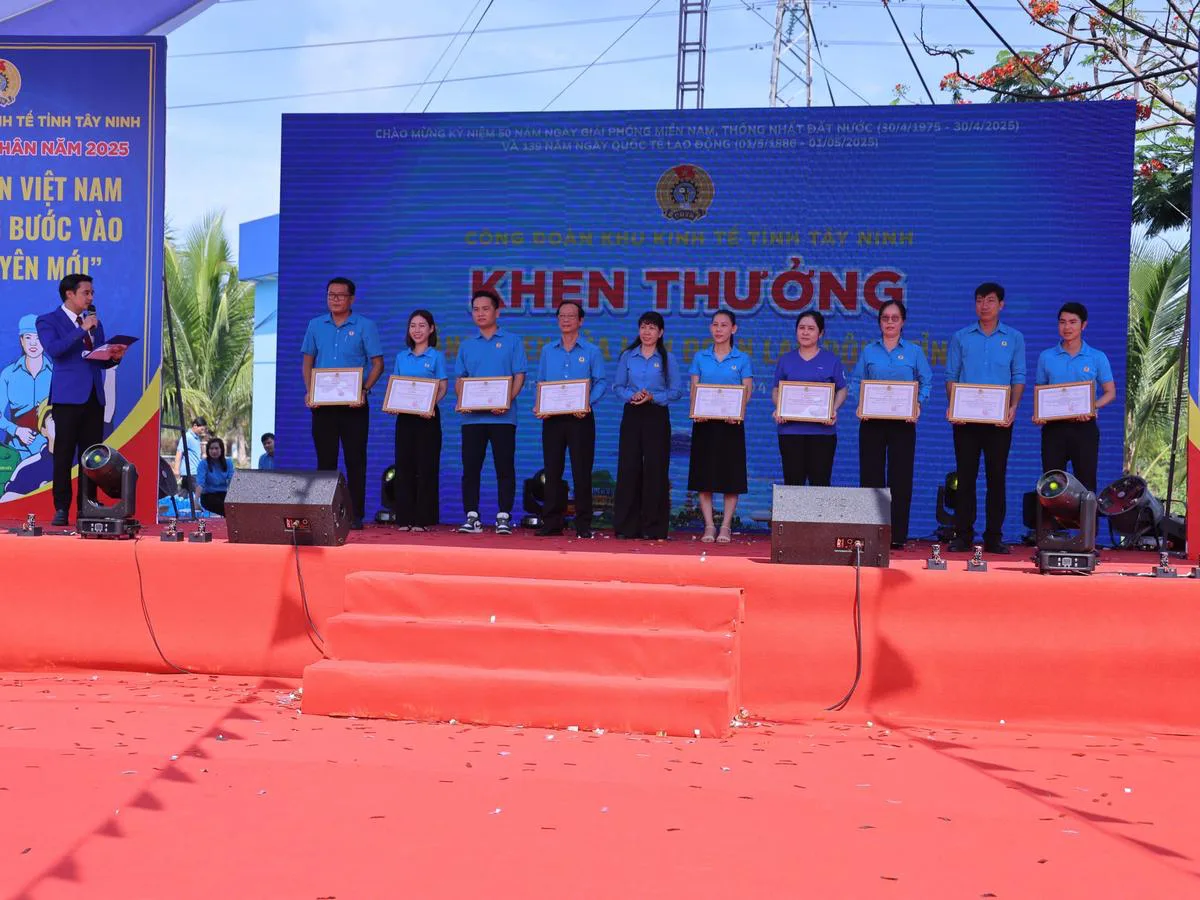 TTC IZ đồng hành cùng Lễ phát động Tháng Công nhân và Tháng hành động về An toàn, Vệ sinh Lao động năm 2025 - Công Ty CP Khu Công Nghiệp Thành Thành Công (TTC IZ) TTC IZ đồng hành cùng Lễ phát động Tháng Công nhân và Tháng hành động về An toàn, Vệ sinh Lao động năm 2025 - Công Ty CP Khu Công Nghiệp Thành Thành Công (TTC IZ)