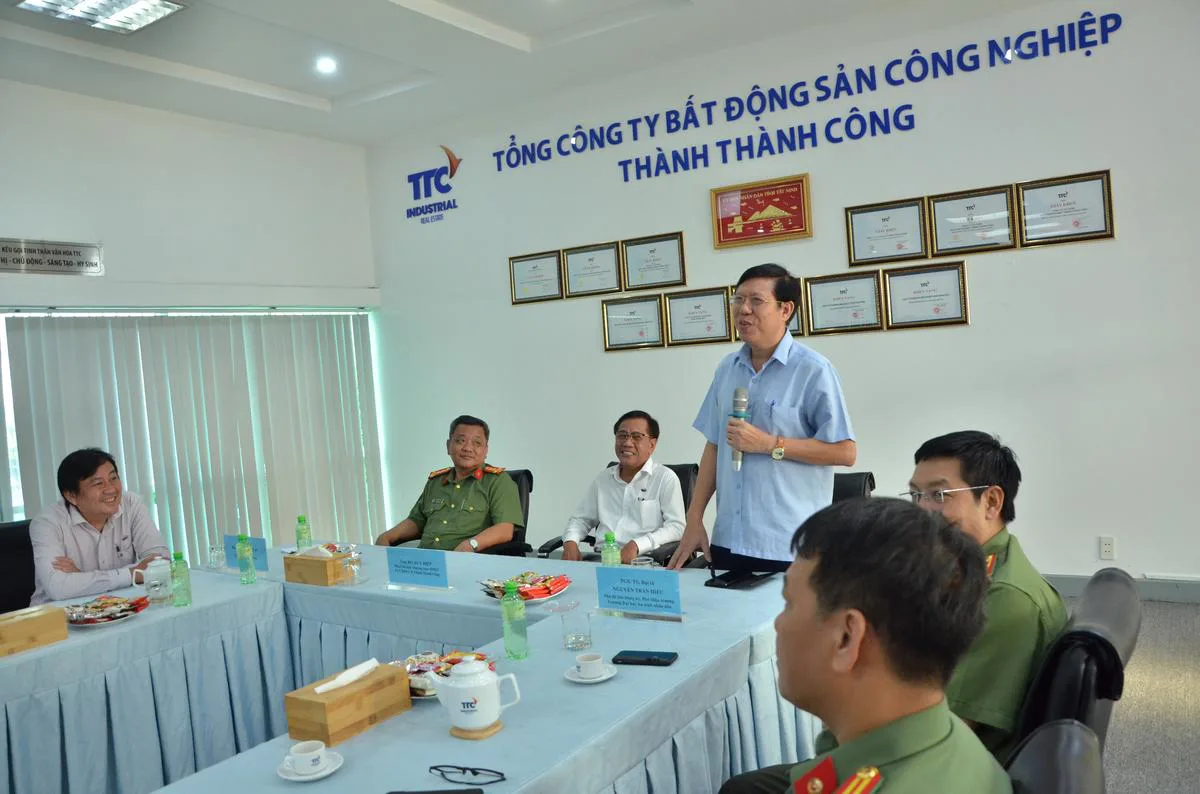 [TÂY NINH, NGÀY 09/05/2025] – KHU CÔNG NGHIỆP THÀNH THÀNH CÔNG ĐÓN TIẾP ĐOÀN CÔNG TÁC CÔNG AN TỈNH TÂY NINH VÀ TRƯỜNG ĐẠI HỌC AN NINH NHÂN DÂN: THẮT CHẶT HỢP TÁC VÌ AN NINH VÀ PHÁT TRIỂN BỀN VỮNG - Công Ty CP Khu Công Nghiệp Thành Thành Công (TTC IZ)