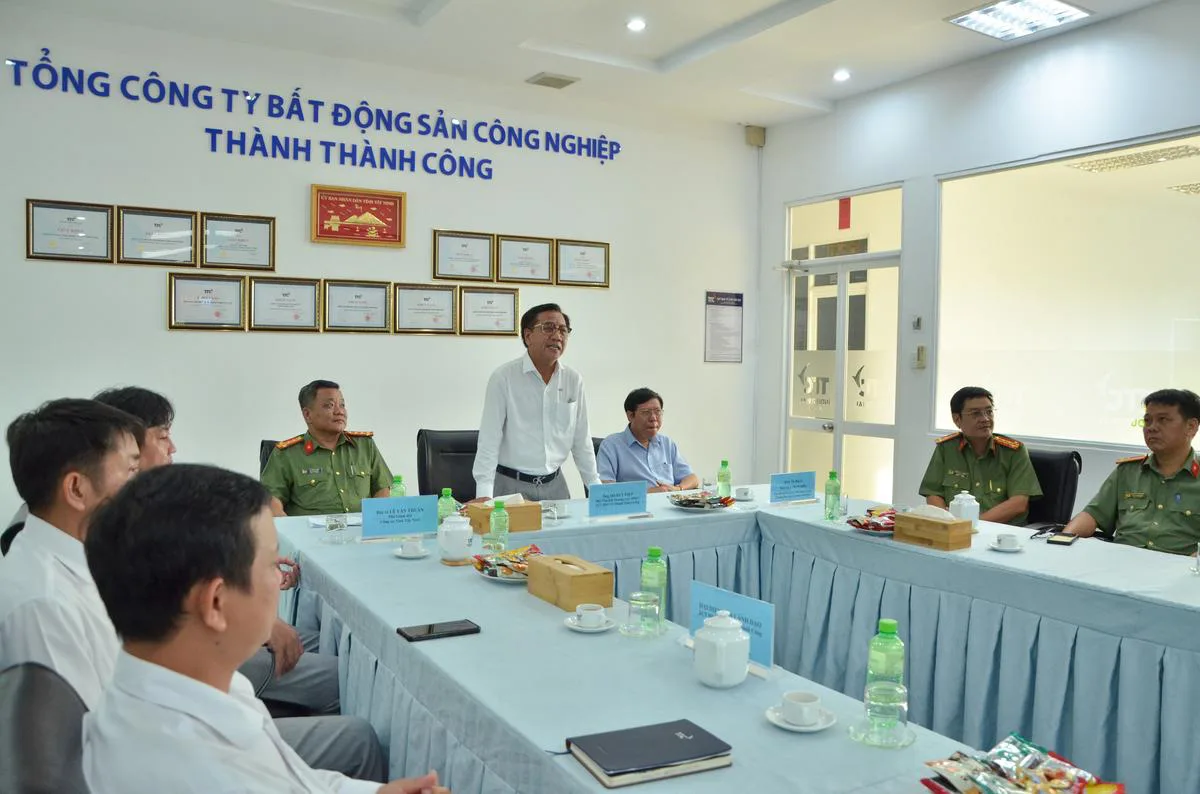 [TÂY NINH, NGÀY 09/05/2025] – KHU CÔNG NGHIỆP THÀNH THÀNH CÔNG ĐÓN TIẾP ĐOÀN CÔNG TÁC CÔNG AN TỈNH TÂY NINH VÀ TRƯỜNG ĐẠI HỌC AN NINH NHÂN DÂN: THẮT CHẶT HỢP TÁC VÌ AN NINH VÀ PHÁT TRIỂN BỀN VỮNG - Công Ty CP Khu Công Nghiệp Thành Thành Công (TTC IZ)