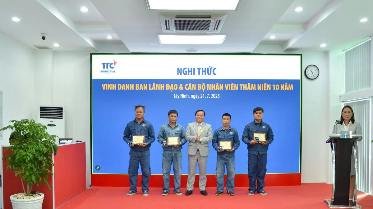 TTC IZ SƠ KẾT 6 THÁNG ĐẦU NĂM 2025: ĐẶT TRỌNG TÂM VÀO CHIẾN LƯỢC KHU CÔNG NGHIỆP SINH THÁI - Công Ty CP Khu Công Nghiệp Thành Thành Công (TTC IZ) DSC_0785-2.jpg (4533×2550)