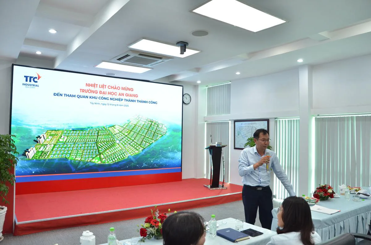 TRƯỜNG ĐẠI HỌC AN GIANG THAM QUAN KCN THÀNH THÀNH CÔNG - Công Ty CP Khu Công Nghiệp Thành Thành Công (TTC IZ) TRƯỜNG ĐẠI HỌC AN GIANG THAM QUAN KCN THÀNH THÀNH CÔNG - Công Ty CP Khu Công Nghiệp Thành Thành Công (TTC IZ)
