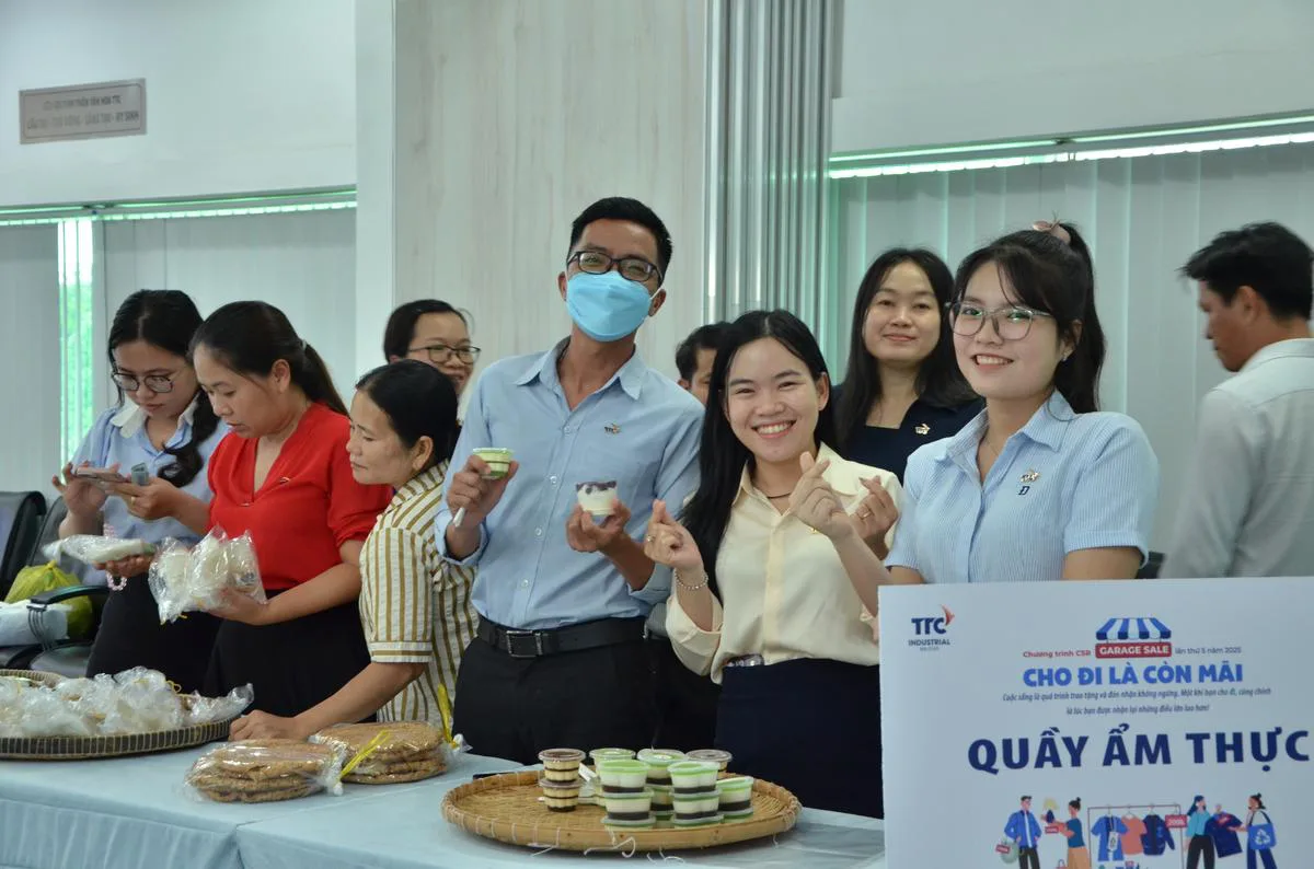 TTC IZ GARAGE SALE 2025 – CHO ĐI LÀ CÒN MÃI": VÌ CỘNG ĐỒNG PHÁT TRIỂN ĐỊA PHƯƠNG - Công Ty CP Khu Công Nghiệp Thành Thành Công (TTC IZ) TTC IZ GARAGE SALE 2025 – CHO ĐI LÀ CÒN MÃI": VÌ CỘNG ĐỒNG PHÁT TRIỂN ĐỊA PHƯƠNG - Công Ty CP Khu Công Nghiệp Thành Thành Công (TTC IZ)