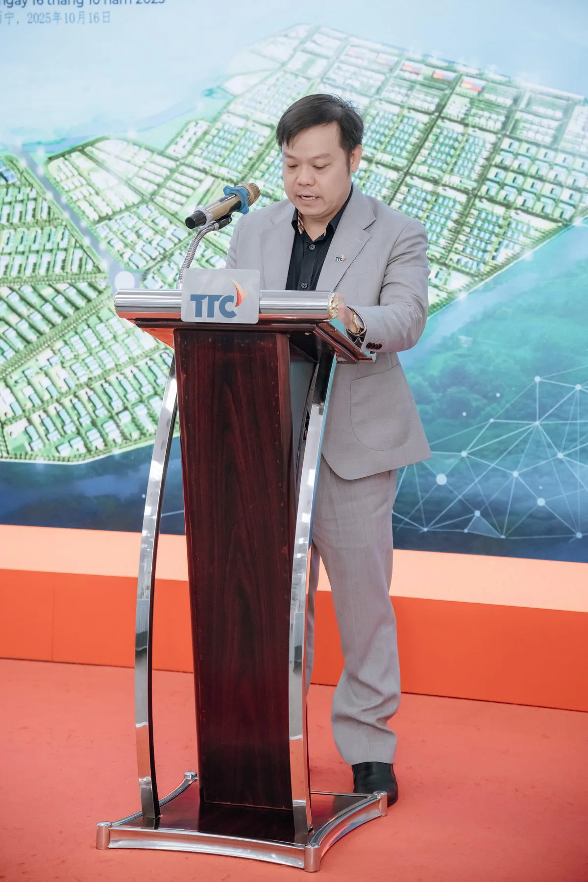 TTC IZ - Điểm đến chiến lược của ngành Dệt May Trung Quốc tại Việt Nam - Công Ty CP Khu Công Nghiệp Thành Thành Công (TTC IZ)