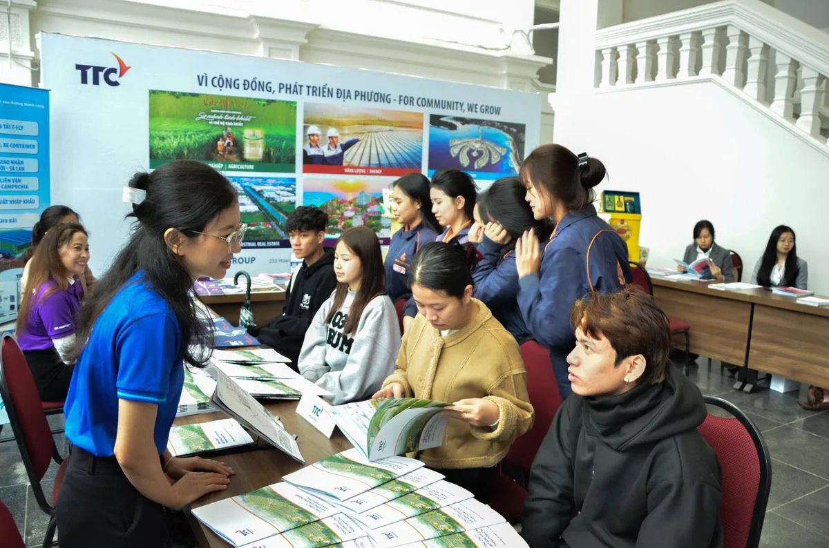 TTC IZ đồng hành cùng sinh viên Yersin tại TTC Day 2025