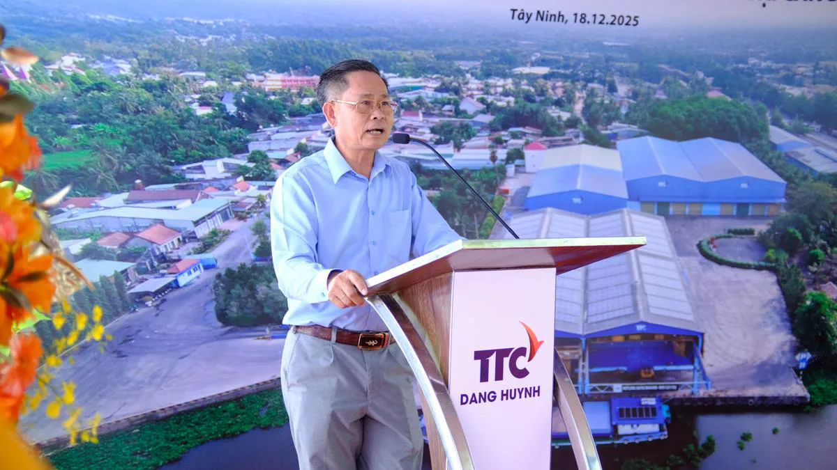 Cảng Bến Kéo chính thức công bố năng lực tiếp nhận phương tiện thủy 2.000 tấn - Công Ty CP Khu Công Nghiệp Thành Thành Công (TTC IZ)