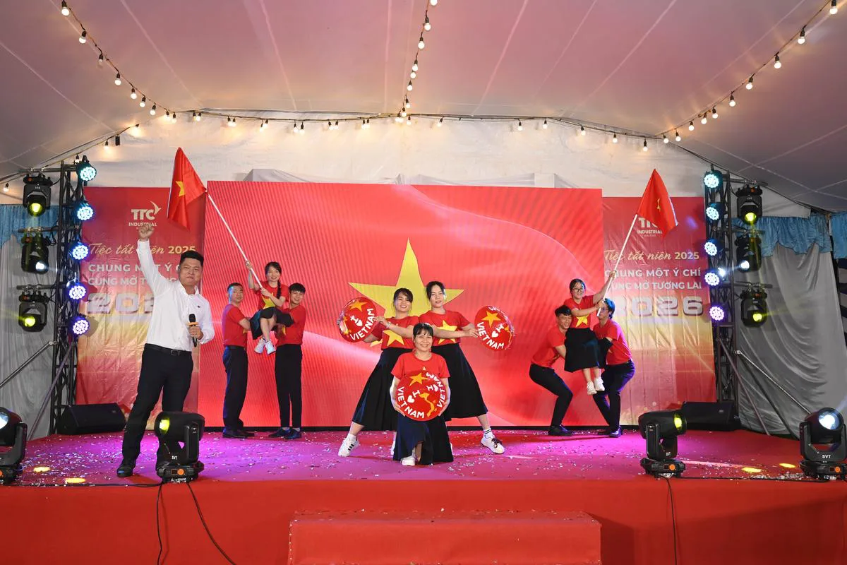 Tiệc Tất niên TTC IZ 2025 – Chung một ý chí, cùng mở tương lai - Công Ty CP Khu Công Nghiệp Thành Thành Công (TTC IZ)