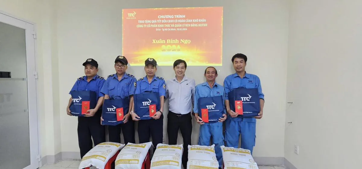 Tết sẻ chia - Xuân gắn kết cùng TTC IZ - Công Ty CP Khu Công Nghiệp Thành Thành Công (TTC IZ) Tết sẻ chia - Xuân gắn kết cùng TTC IZ - Công Ty CP Khu Công Nghiệp Thành Thành Công (TTC IZ)