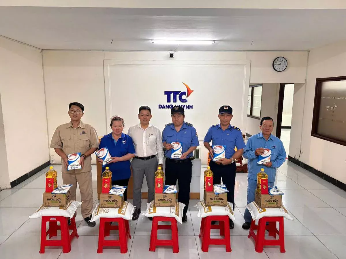 Tết sẻ chia - Xuân gắn kết cùng TTC IZ - Công Ty CP Khu Công Nghiệp Thành Thành Công (TTC IZ) Tết sẻ chia - Xuân gắn kết cùng TTC IZ - Công Ty CP Khu Công Nghiệp Thành Thành Công (TTC IZ)