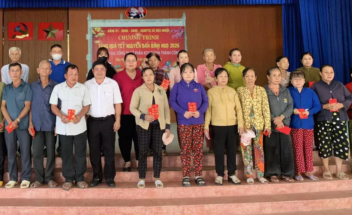 Tết sẻ chia - Xuân gắn kết cùng TTC IZ - Công Ty CP Khu Công Nghiệp Thành Thành Công (TTC IZ) Tết sẻ chia - Xuân gắn kết cùng TTC IZ - Công Ty CP Khu Công Nghiệp Thành Thành Công (TTC IZ)