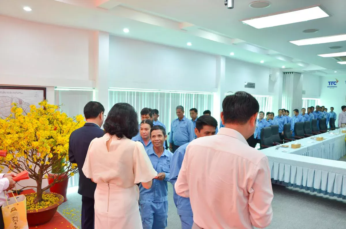 Mừng Tân niên 2026: Mã lực khai xuân - Vạn lộ hanh thông - Công Ty CP Khu Công Nghiệp Thành Thành Công (TTC IZ)