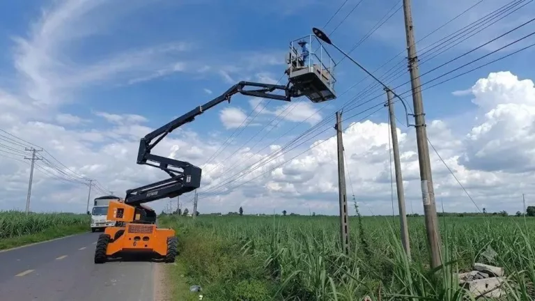 Ánh sáng từ những cống hiến thầm lặng