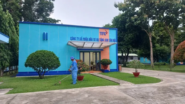 Khoảng lặng phía sau những công trình