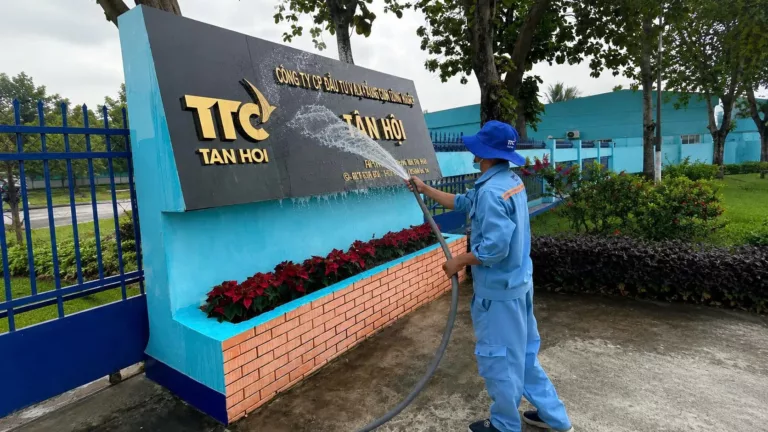 Cống hiến từ những điều bình dị