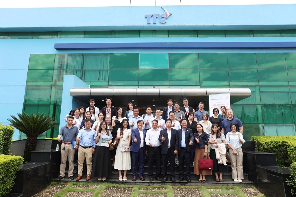 Kiểm soát rủi ro vận hành - gia tăng giá trị đầu tư tại KCN Thành Thành Công - Công Ty CP Khu Công Nghiệp Thành Thành Công (TTC IZ) Kiểm soát rủi ro vận hành - gia tăng giá trị đầu tư tại KCN Thành Thành Công - Công Ty CP Khu Công Nghiệp Thành Thành Công (TTC IZ)