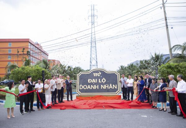 Khánh thành Đại lộ Doanh nhân tại KCN Thành Thành Công - Công Ty CP Khu Công Nghiệp Thành Thành Công (TTC IZ) Khánh thành Đại lộ Doanh nhân tại KCN Thành Thành Công - Công Ty CP Khu Công Nghiệp Thành Thành Công (TTC IZ)