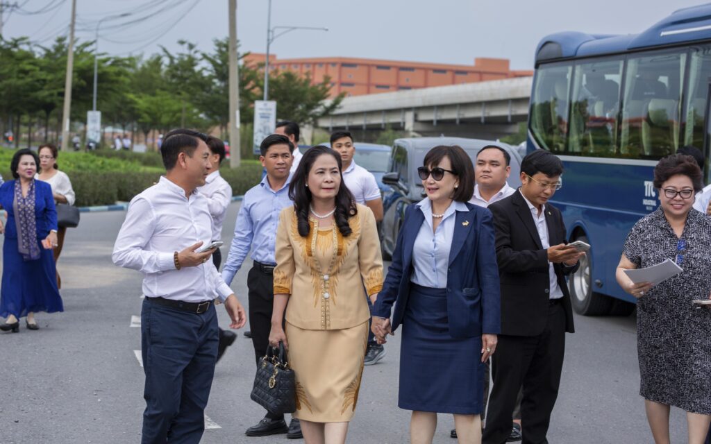 Khánh thành Đại lộ Doanh nhân tại KCN Thành Thành Công - Công Ty CP Khu Công Nghiệp Thành Thành Công (TTC IZ) Khánh thành Đại lộ Doanh nhân tại KCN Thành Thành Công - Công Ty CP Khu Công Nghiệp Thành Thành Công (TTC IZ)